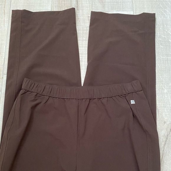 Zenergy By Chico’s Sz 1 Brown Pants Stretch Waist - Picture 1 of 3